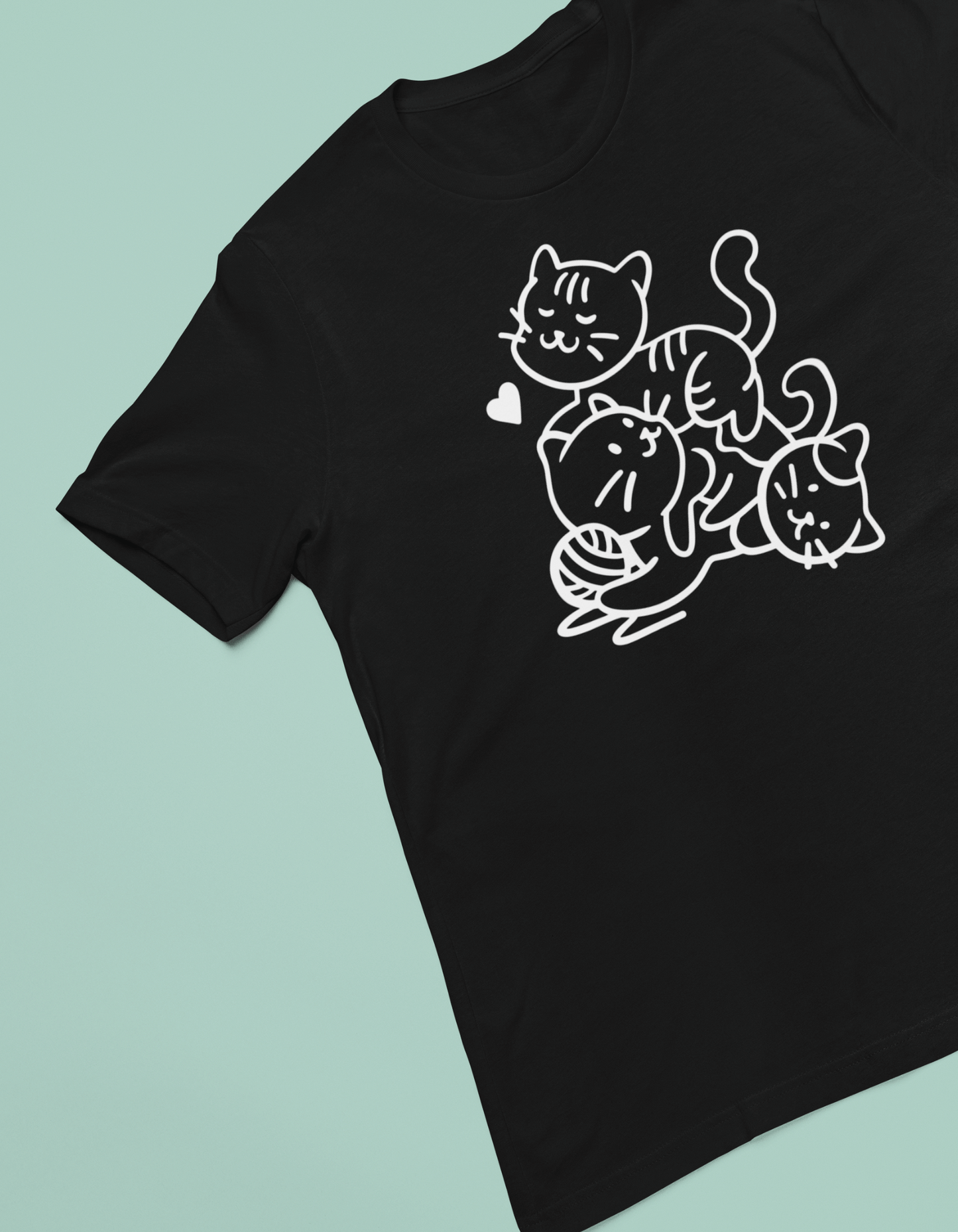 3 kittens Playing
